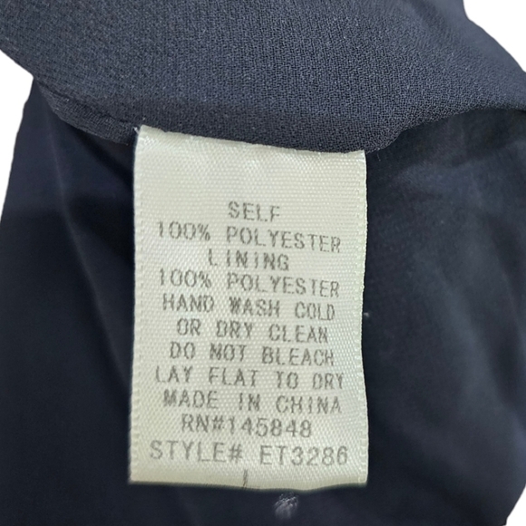 Everly Sequined Top Sz Large Black Jazz Sparkle New Years Cocktails Halter Glam - Picture 16 of 16